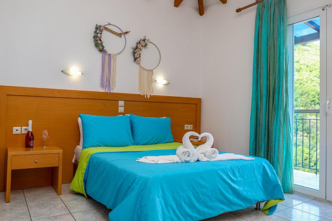 Villa Mitzelos Moni Evaggelistrias Exteriér fotografie